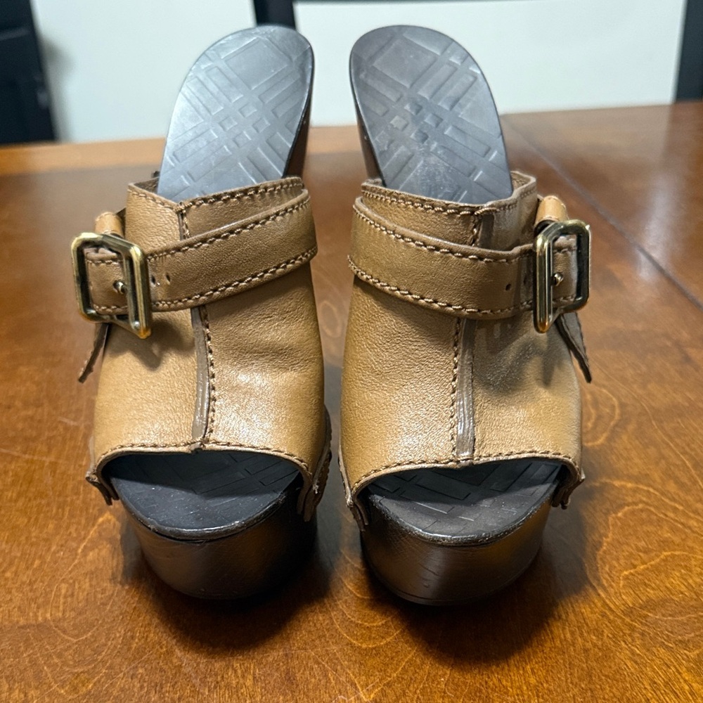 Burberry platform clogs - Picture 8 of 8